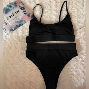 Black SHEIN bikini